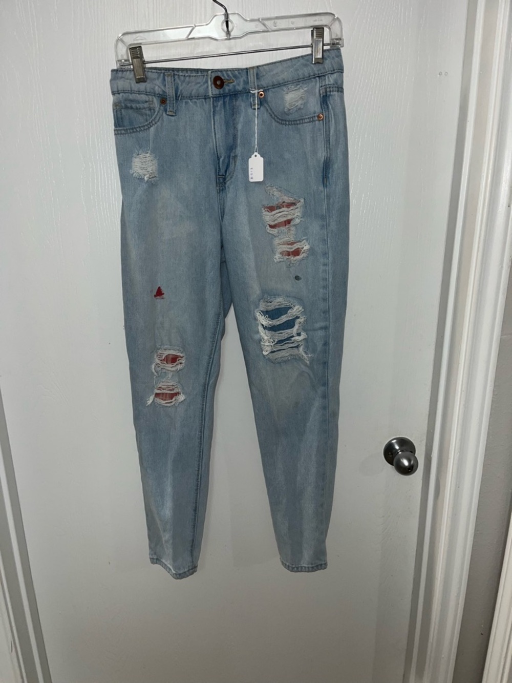 Artsy Light Blue Distressed Jeans with Red Underlayer size 28x26